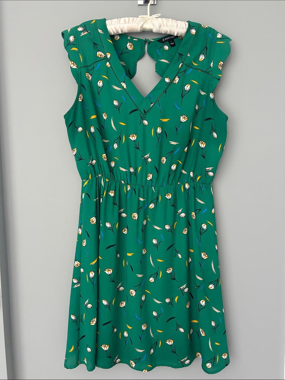 41 Hawthorn Green Floral Ruffle-Sleeve V-Neck Dress